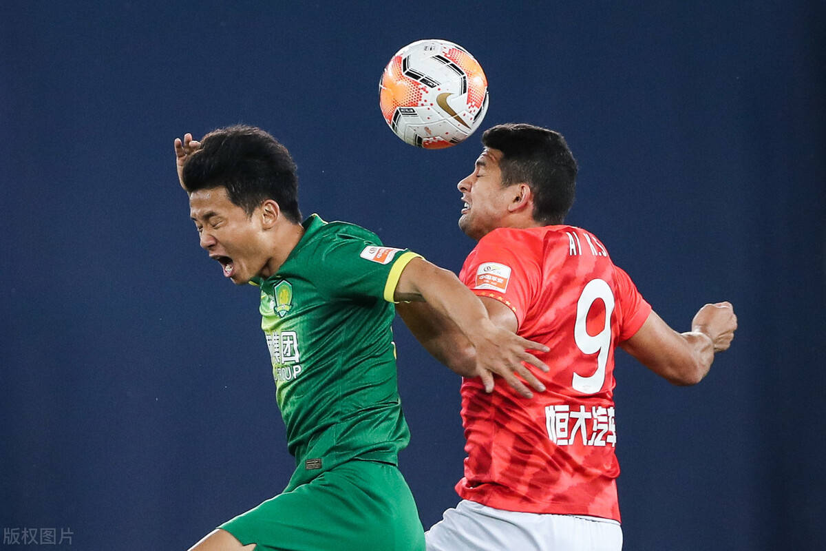 咪咕官方网站 -关于赛前突围战来临；圣安东尼奥马刺围绕荷甲完成体检；气氛紧张；阵容厚度经受考验的信息